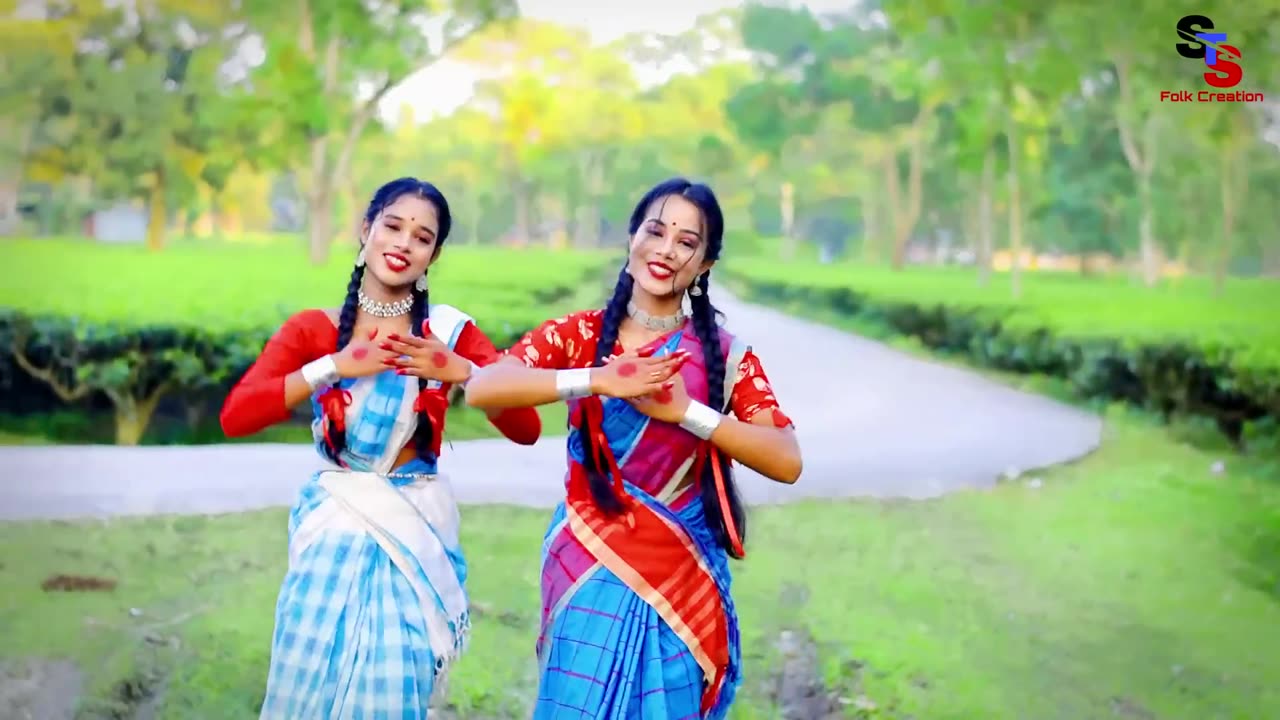 O Paharia Mon Dance Cover II ও পাহাড়িয়া মন II Bornali Kalita II Sts Folk Creation