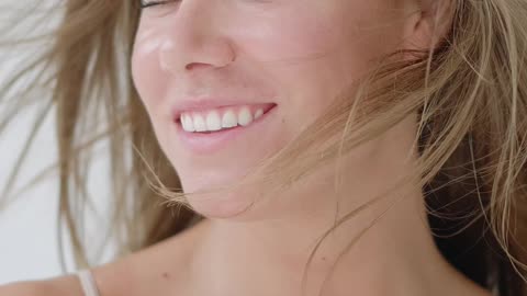 Anna beautiful smile 😍