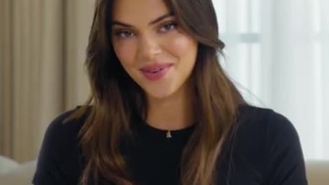 Kendall Jenner Goes Back to Her Coachella 2016 Look