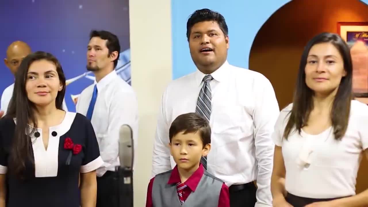 EMANUEL - Dios con nosotros