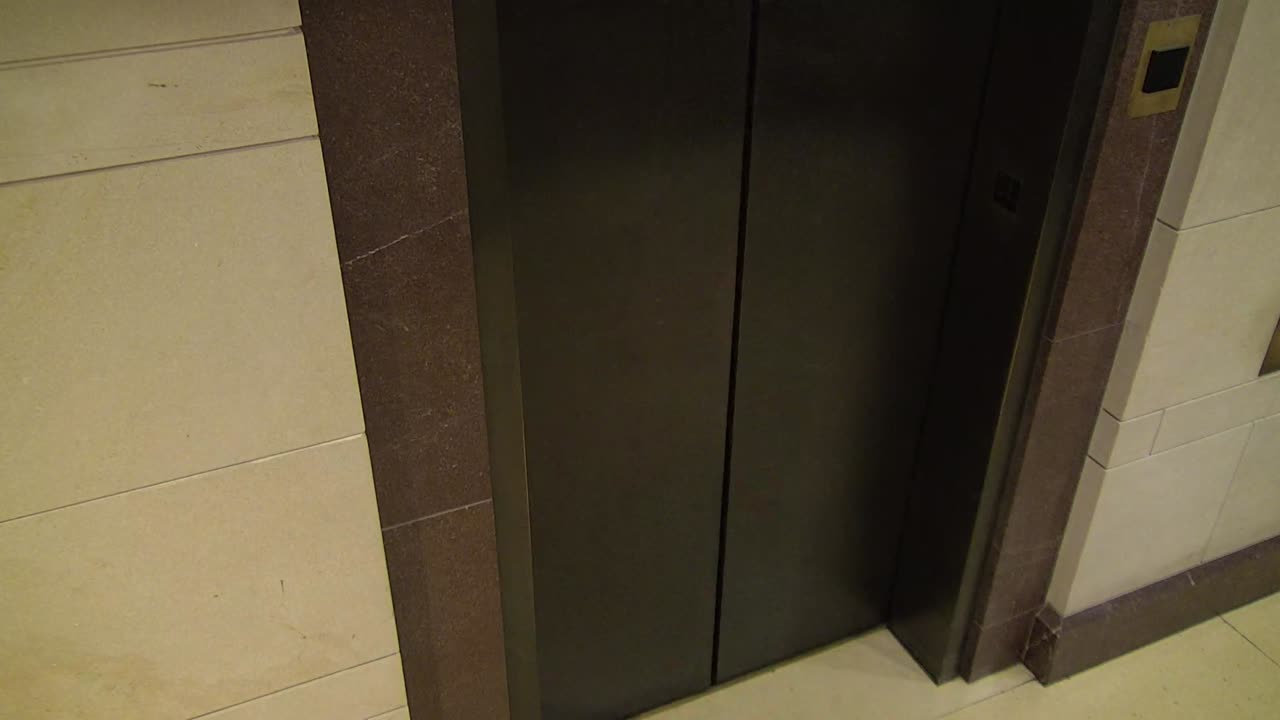 7026CVCSLElevatorLobbyAtriumSVC312_2021-01-06_21h20min01s187ms.mp4