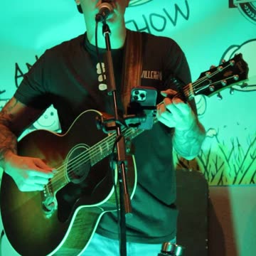 Dustin Lee sings Niall Horan song Slow Hands