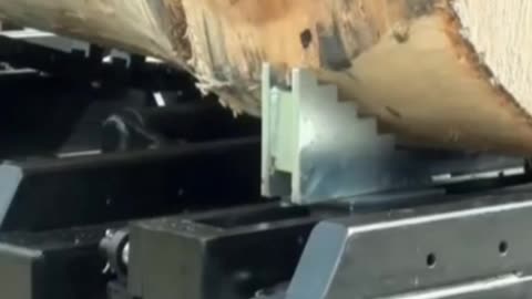 awesome machines on youtube! Big machine! Wood working k cutter machine