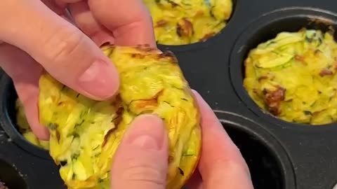 Healthy zucchini muffins