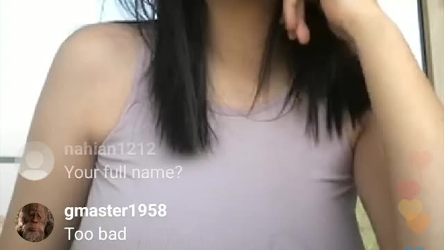 Juliatica live video on Instagram, cute voice Juliatica .. sab se achi actresses Juliatica