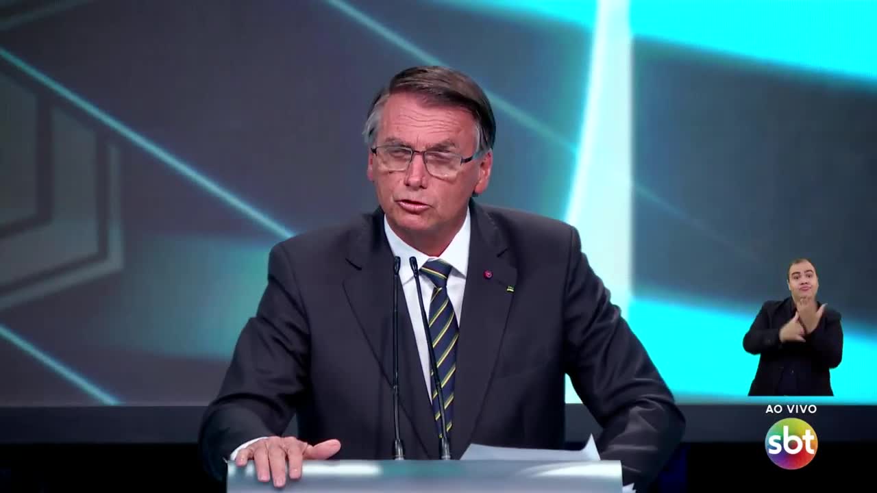 Bolsonaro ganha direito de resposta | Debate presidentes 2022