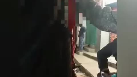 ভাগওয়া লাভ ট্র্যাপ footage 4