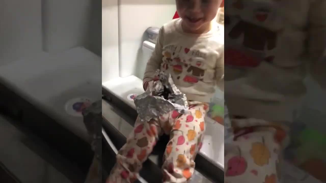 Overload! What happens when a baby open the fridge