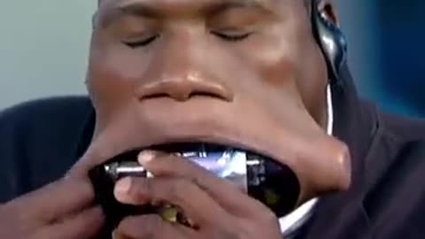 This guy's eyes👁️👁️ almost popped out of their sockets 😲😵 #shorts