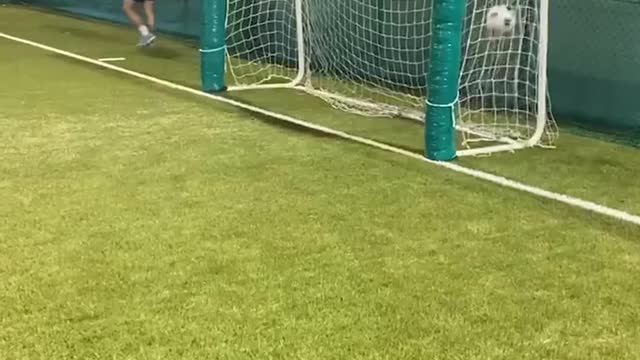What is this that my eyes see? 😳⚽