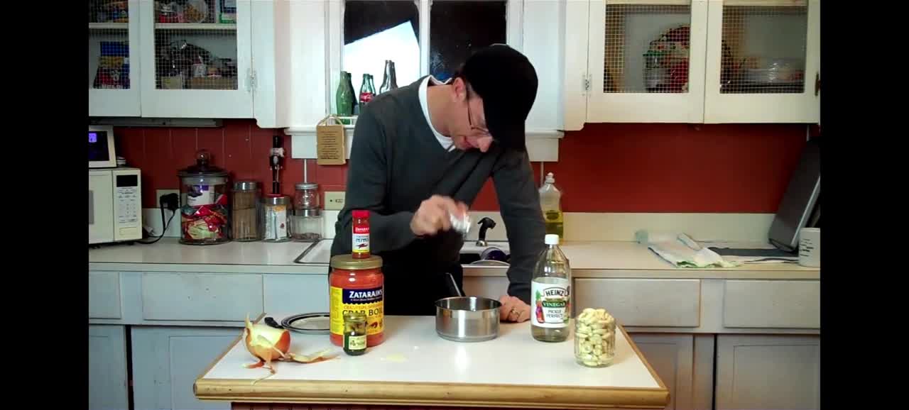 TJ's New Orleans Style Pickled Garlic How to