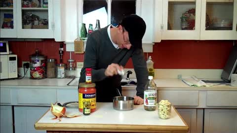 TJ's New Orleans Style Pickled Garlic How to