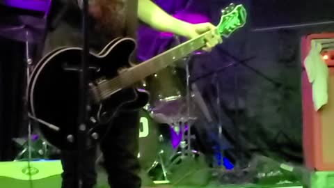 Hero Jr. "No Control"