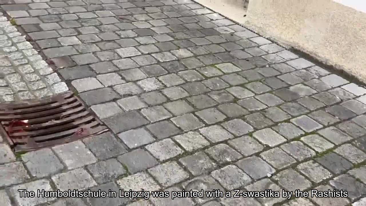 ️The Humboldtschule in Leipzig was painted with a Z-swastika by the Rashists