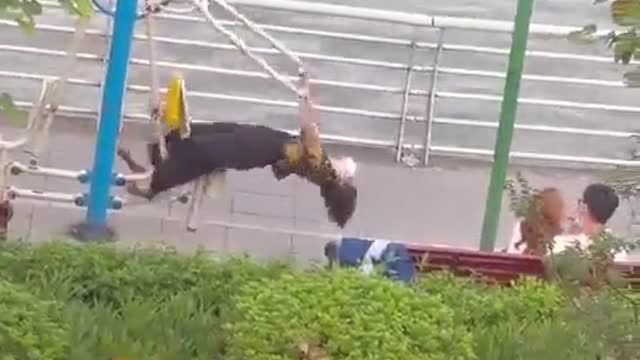 Who is doing sports should watch this clip