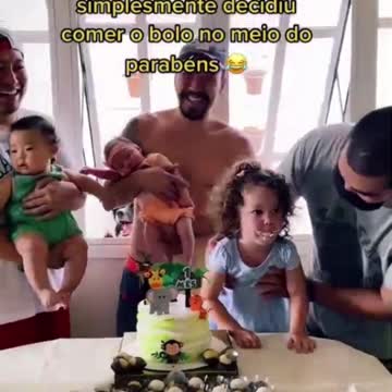 CRIANÇA SENDO CRIANÇA