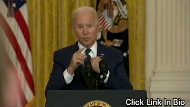 Joe Biden responds to press after Kabul airport bomb blast