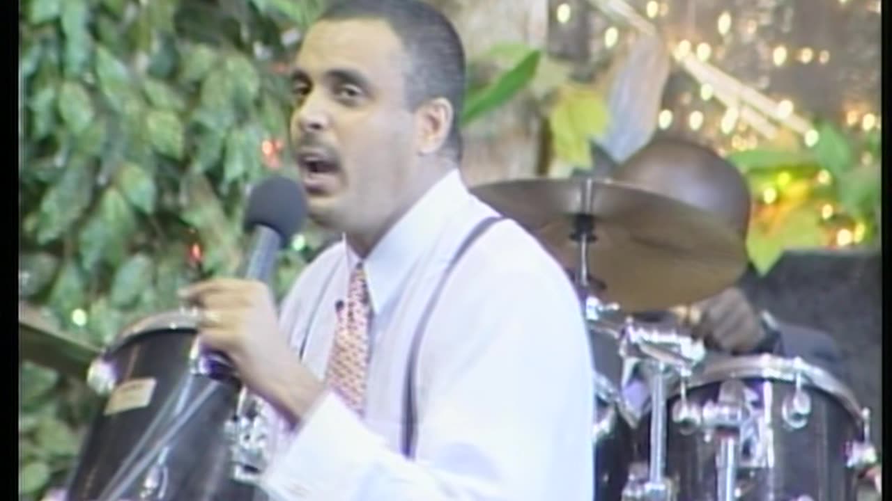 CLAP FOR JESUS | DAG HEWARD-MILLS