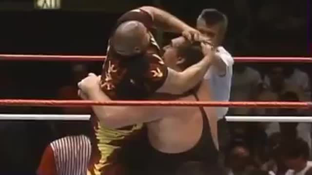 Andre the Giant vs Bam Bam Bigelow 07/25/88