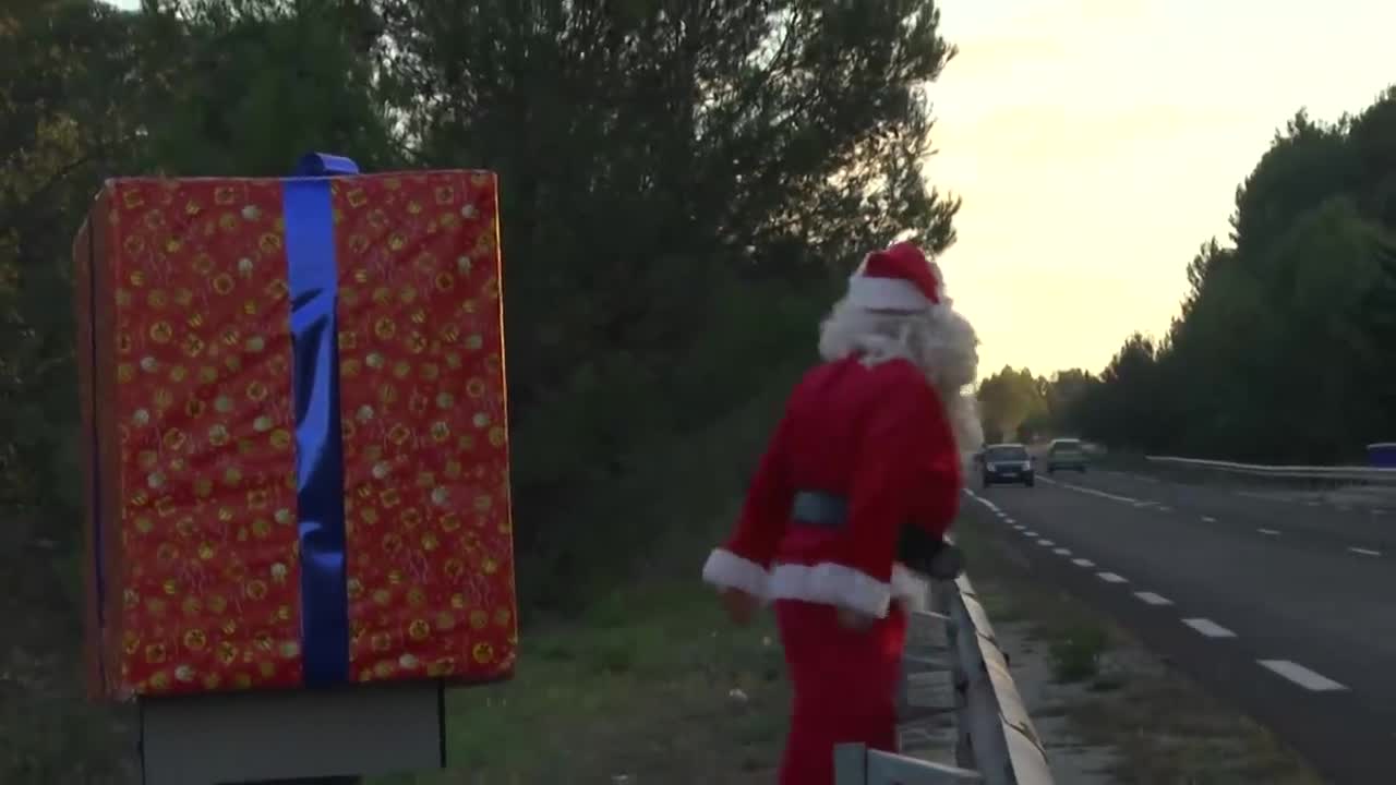 Santa Claus (Remi Gaillard)