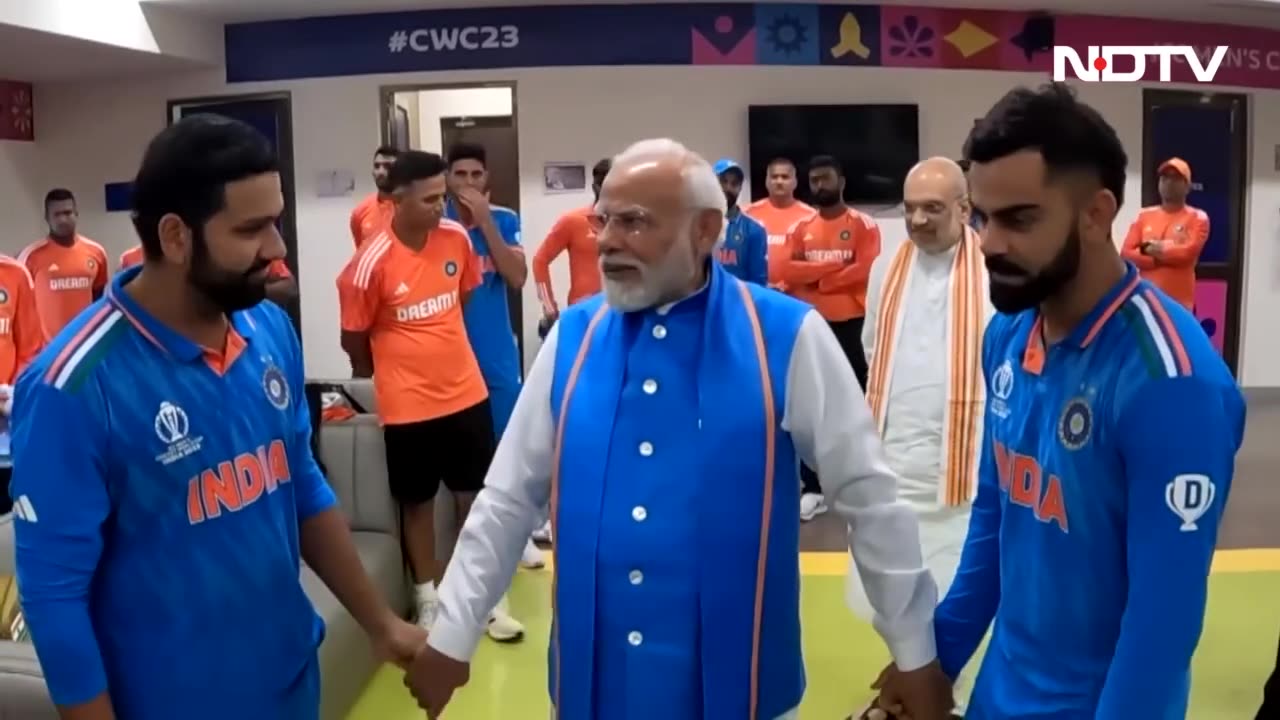 Pm Modi meet cricket team