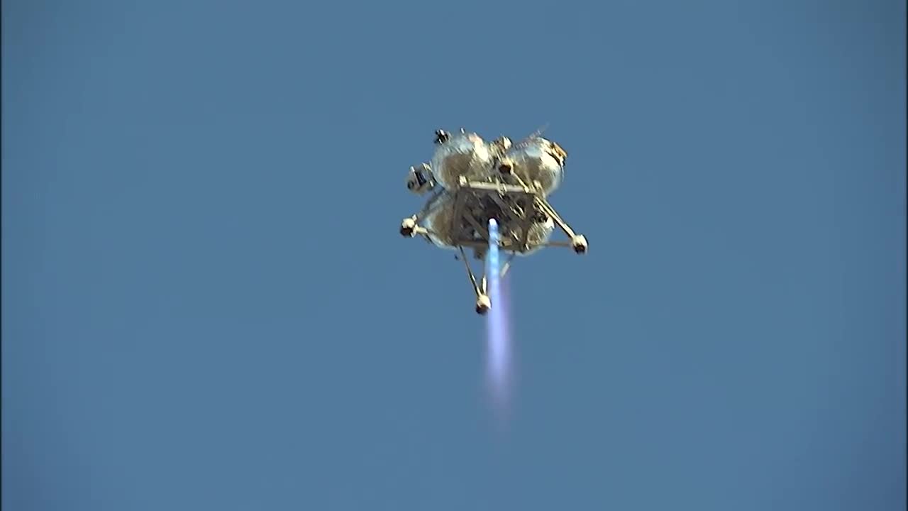 NASA's Morpheus lander soars 800 feet