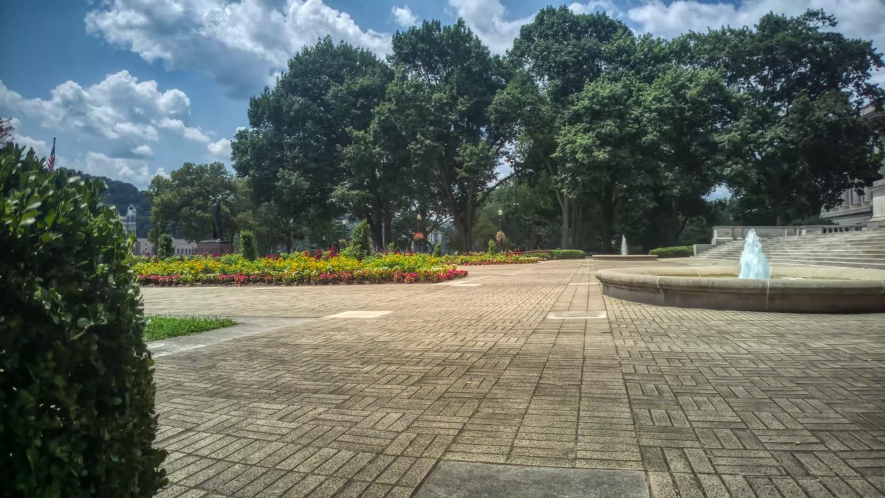 West Virgina State House Time Lapse