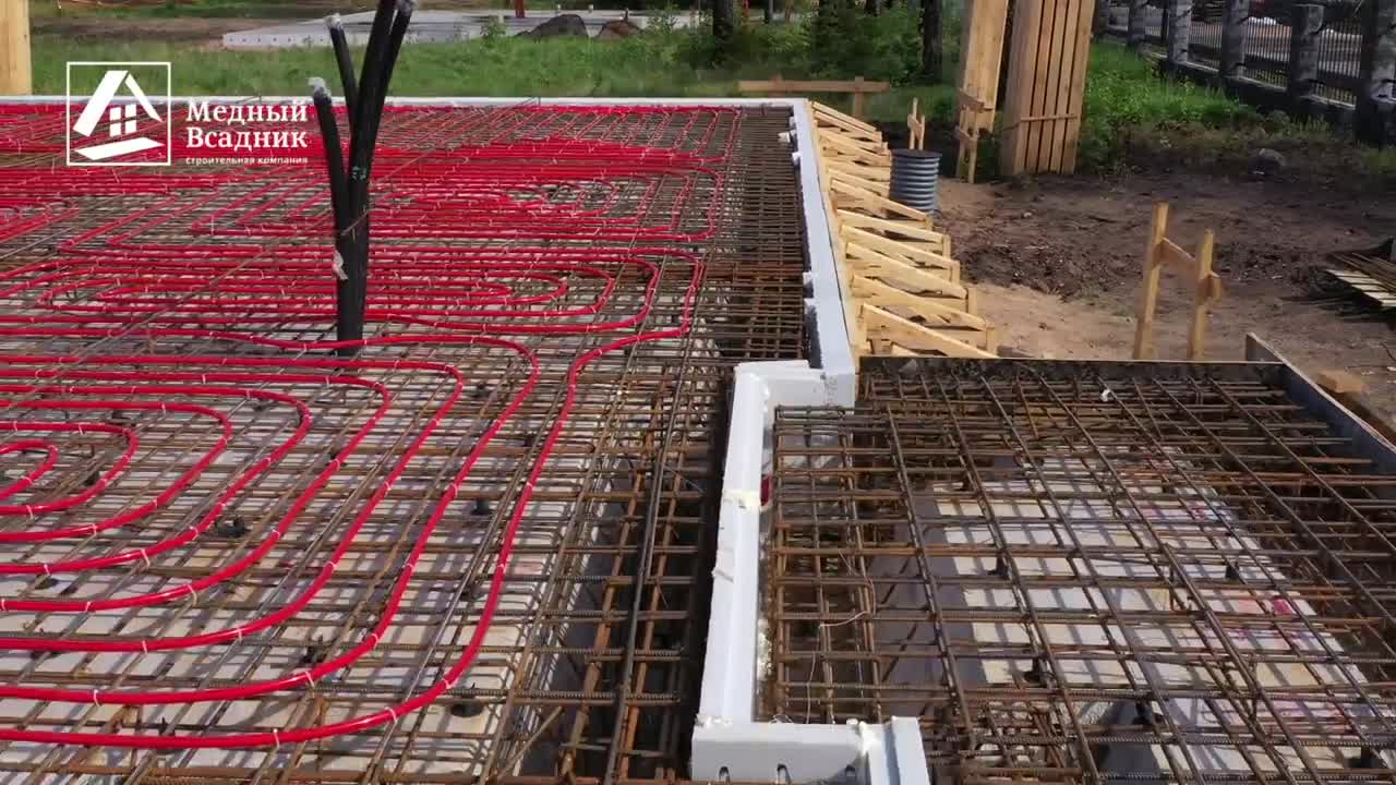 Фундамент для строительства дома с одной спальней в Москве
