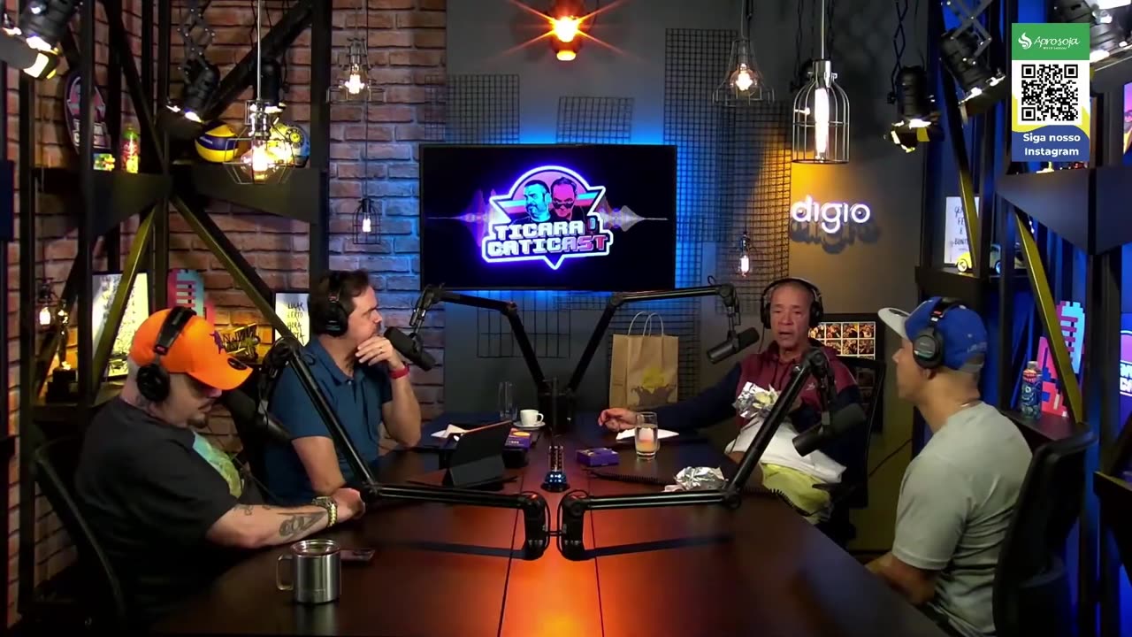 A ANITTA É DETERMINADA desde NOVINHA não é de AGORA não...