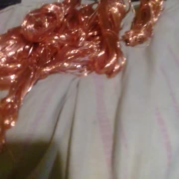 descascando fio cobre 3