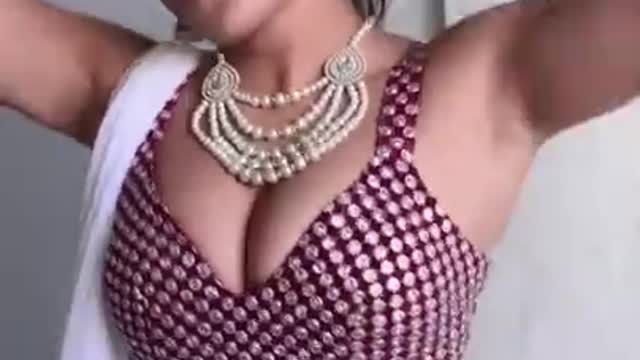 Sofia Ansari Tik Tok hot video Sofia Ansari New Instagram Reels Param Sundari