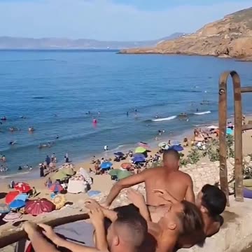 FINISHTO #THE END 😂😂😂 #viral #videos #funny #fails #funny videos #panda4fun1