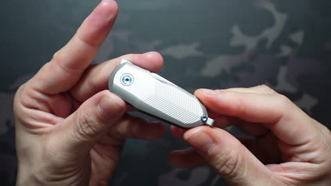 XTUOC TD774 Keychain Knife