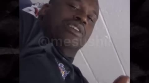 Shaq is funny. Double tap on screen #shorts #nba #shaq #viral