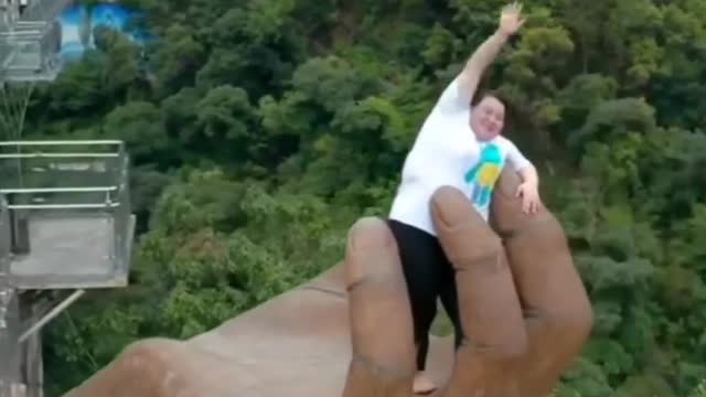 Very dangerous 😬😮😵