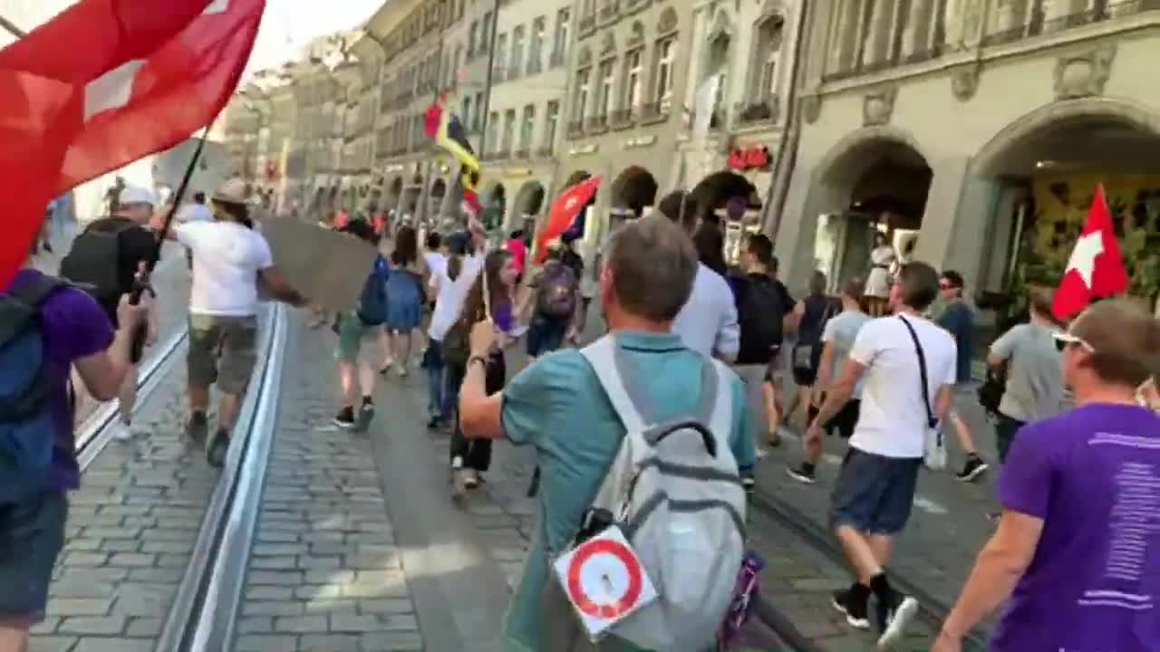 LIVE: Bern / Schweiz Demo "Nein zur Impfapartheid" 05.09.2021 #irl