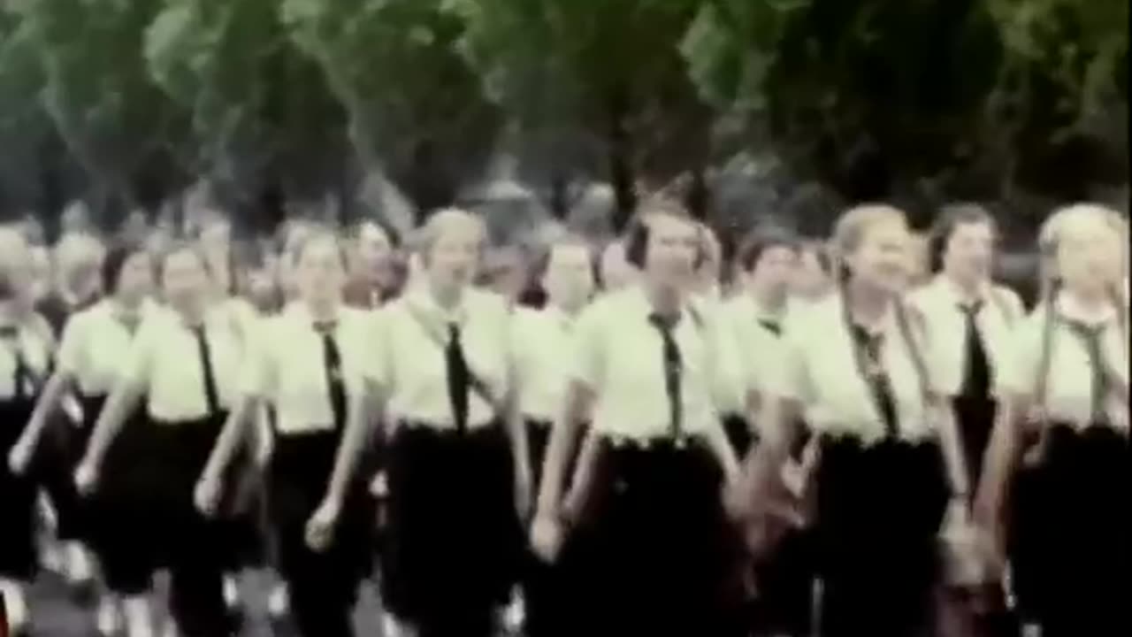 Boulevard Hitler - Stigmatisation Positive ver1