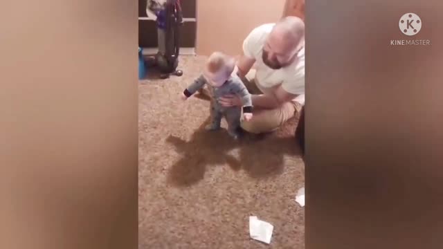 Butifull baby and dog video