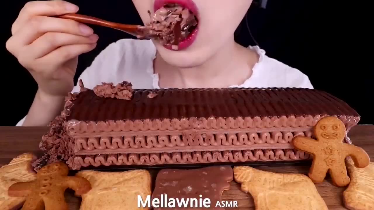 CHOCOLATE ICE CREAM CAKE_ MILKA COOKIES 😋 #먹방 #Mukbang #ASMR #shorts