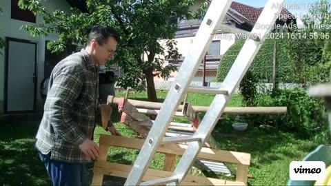 Police is trying to desperately set me up via mother with old and damaged by father metal ladders