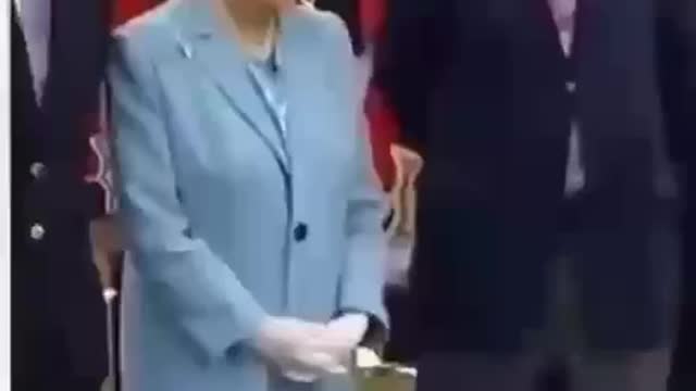 ThingsYouShouldKnow - The Royals are reptiloid
