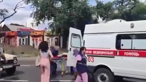 Ukrainian forces bomb bus station in central Donetsk