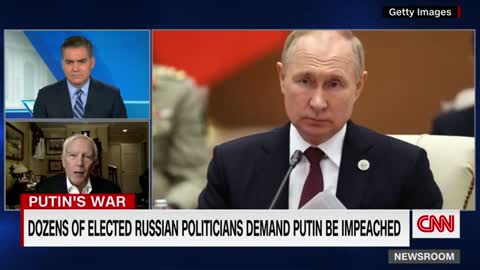 Retired general explains who could remove Putin from power