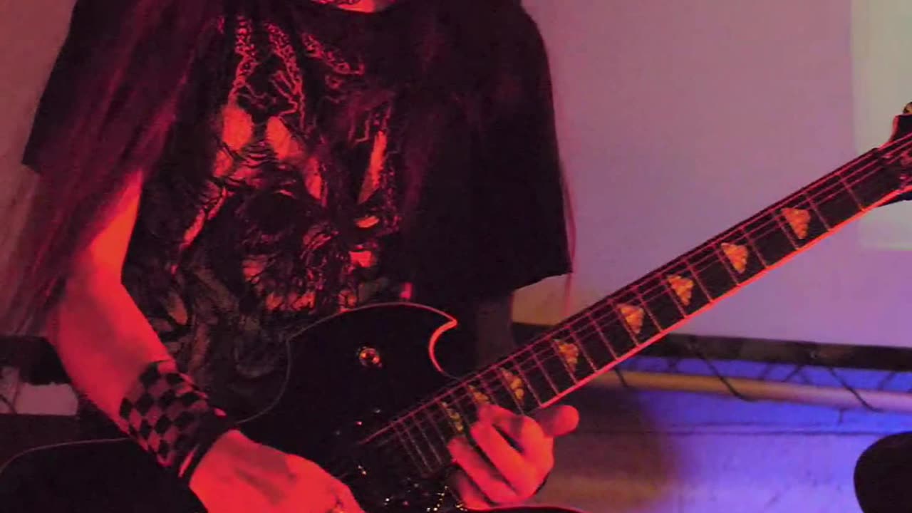 Saylor Anderson (Blood Moon Riot) - LIVE @ TrimTab (Short 5)