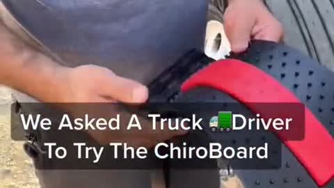 The mechanic relaxes the waist gadget