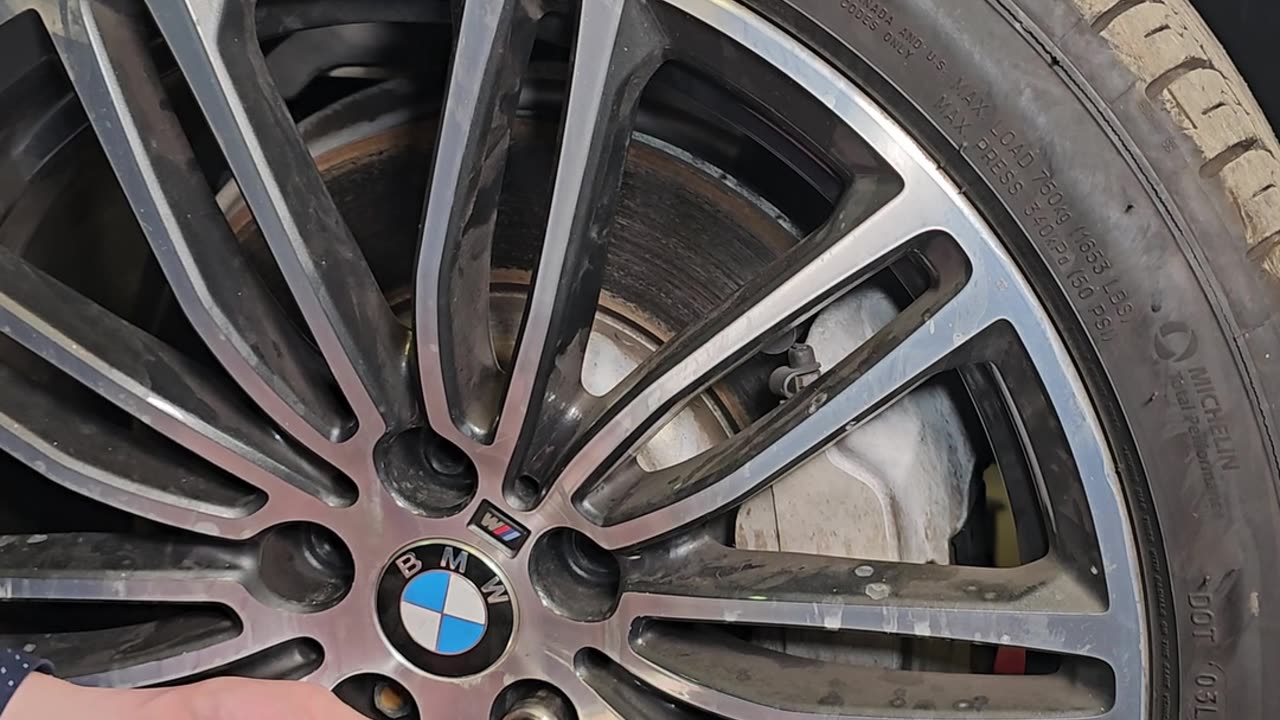 REBUILDING A WRECKED BMW 540i - Project Sugar PT10.11