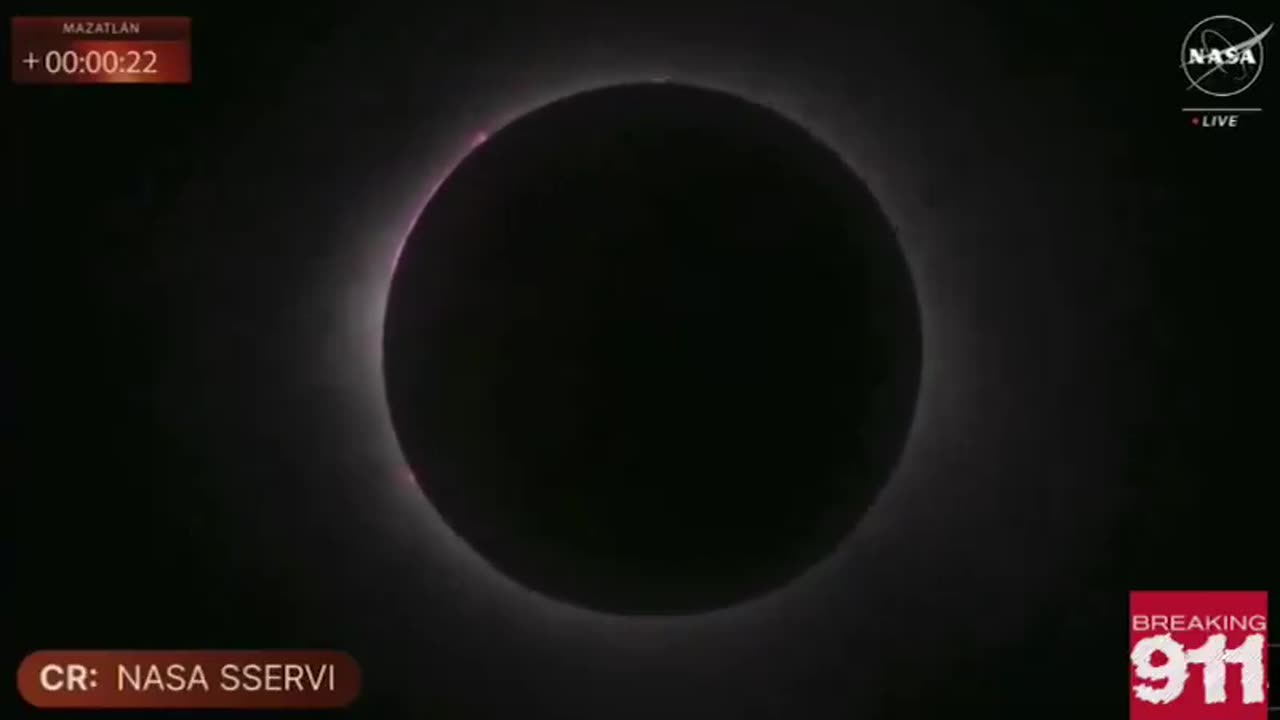 Solar Eclipse reaches totality in Mazatlán, Mexico
