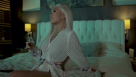 Saweetie - ICY GRL [Official Music Video]