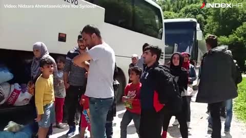 Zaustavljen autobus s izbjeglicama iz Sarajeva