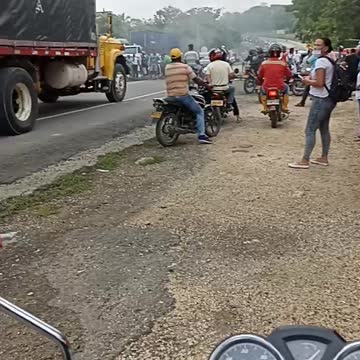 Bloqueo en Bonanza por dos días consecutivos sin luz y sin agua